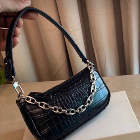 Black shoulder bag - Picture 6 of 8